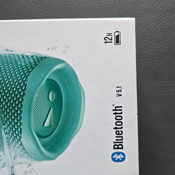 JBL Flip 6 - Portable Bluetooth Speaker Waterproof 12 Hours of Playtime - Teal - Picture 2 of 7